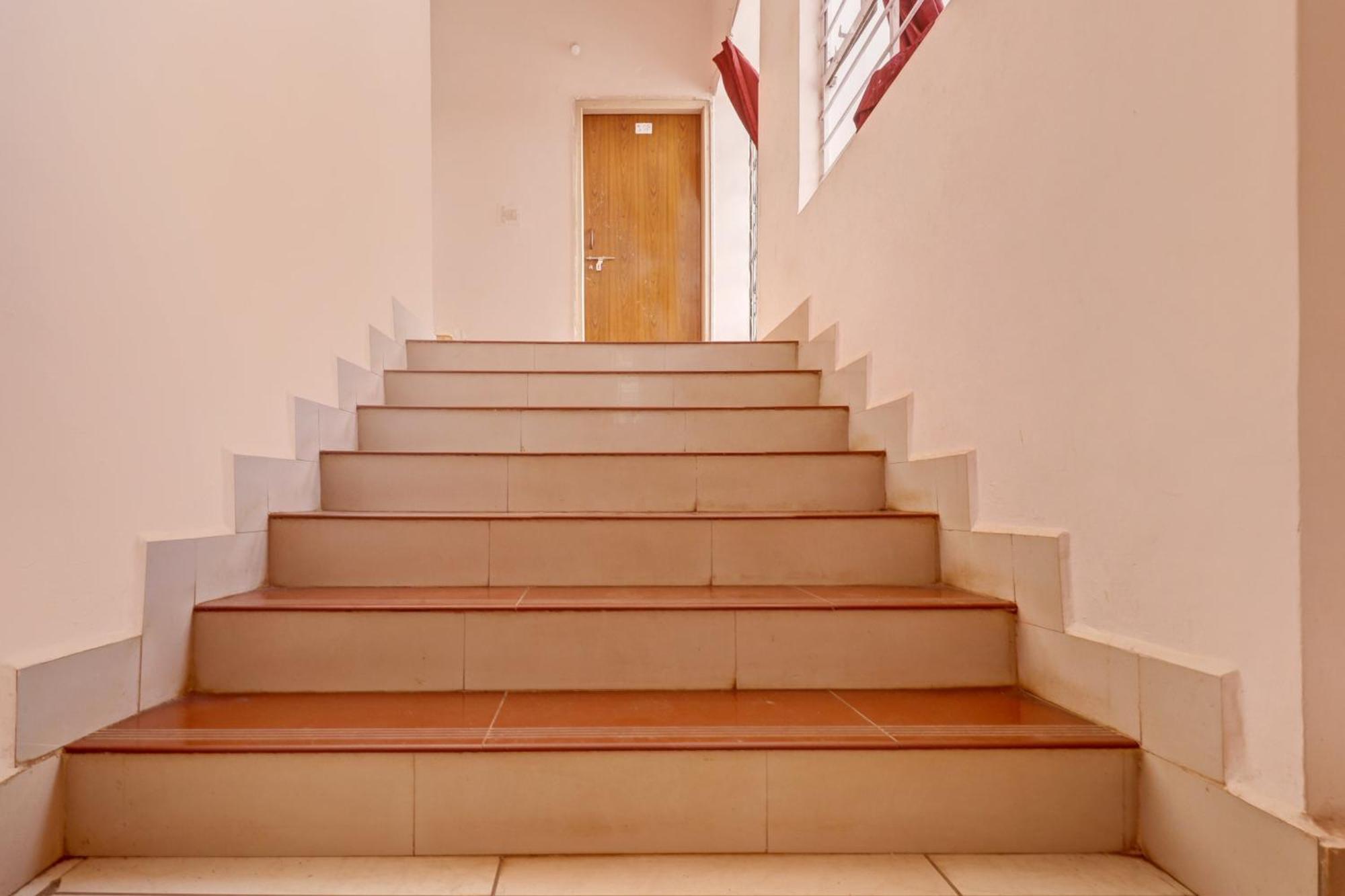Spot On Ganga Yatri Nivas Hotel Gundlupet ภายนอก รูปภาพ