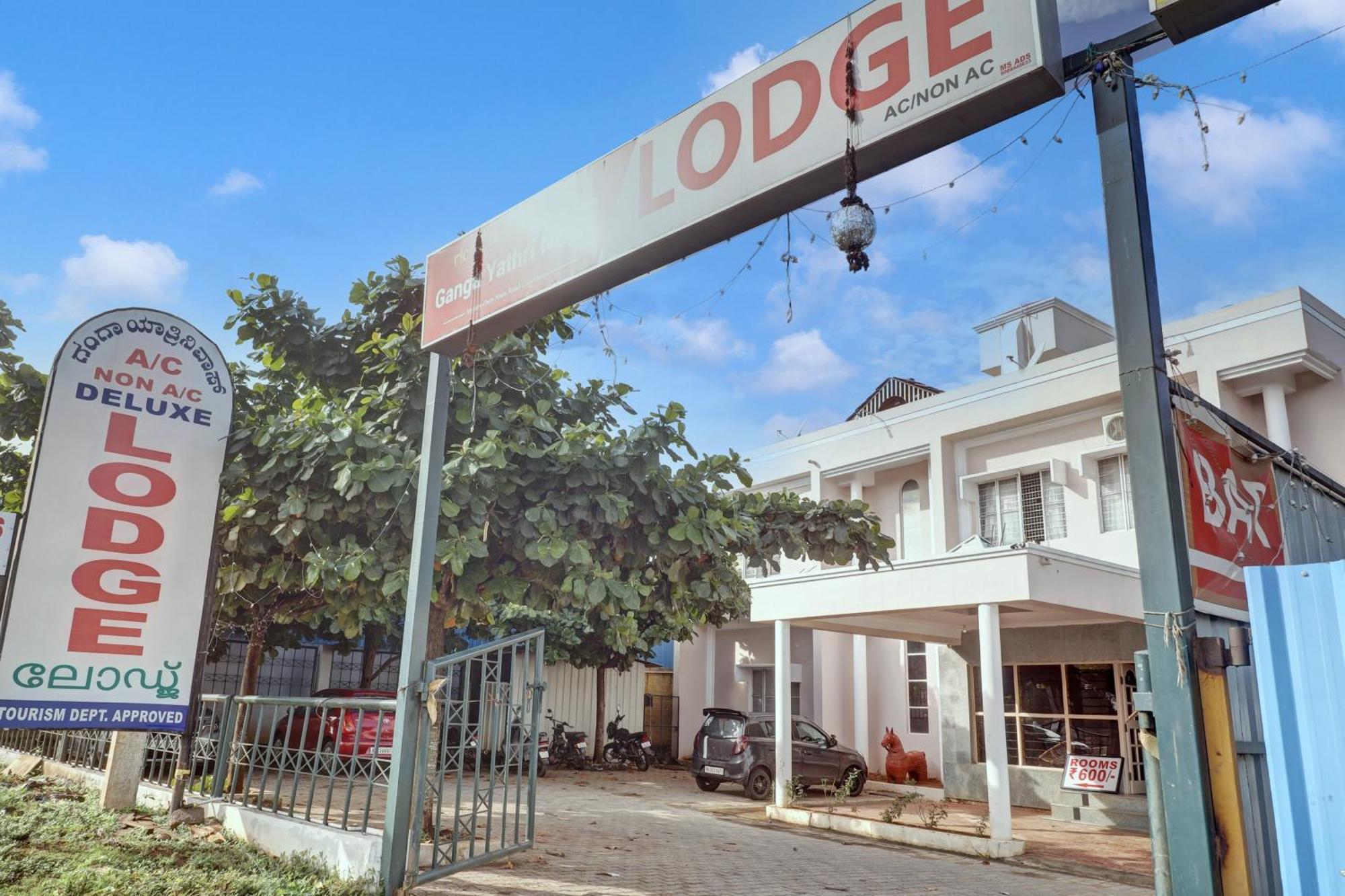 Spot On Ganga Yatri Nivas Hotel Gundlupet ภายนอก รูปภาพ